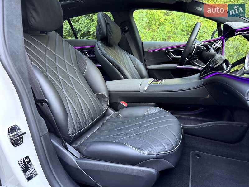 Седан Mercedes-Benz EQS 2023 в Киеве