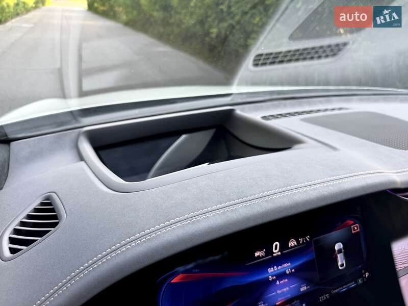 Седан Mercedes-Benz EQS 2023 в Киеве