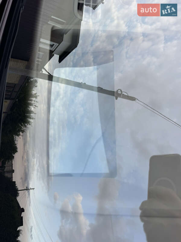 Седан Mercedes-Benz EQS 2023 в Ровно