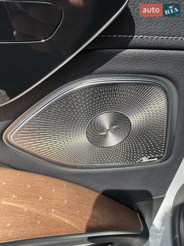 Седан Mercedes-Benz EQS 2023 в Ровно