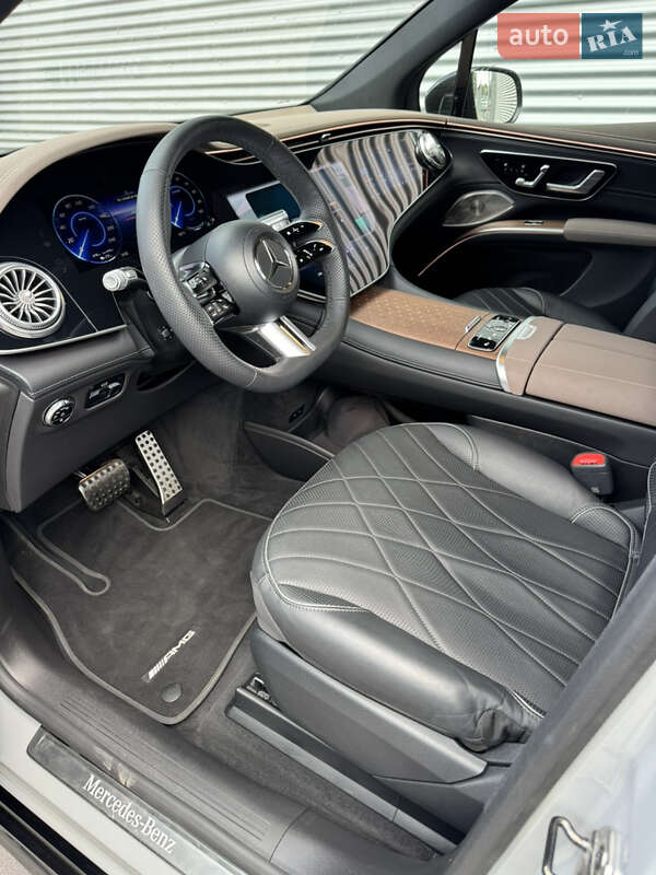 Седан Mercedes-Benz EQS 2023 в Ровно