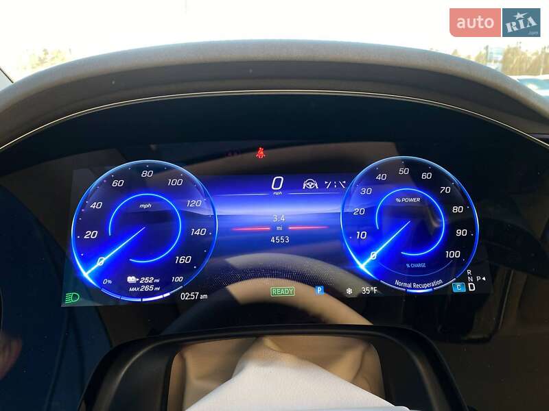 Седан Mercedes-Benz EQS 2022 в Львові