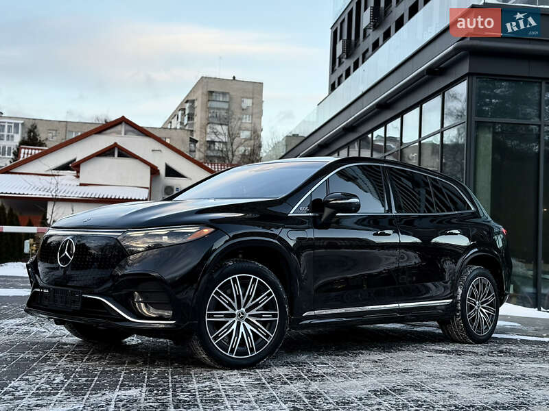 Седан Mercedes-Benz EQS 2023 в Львові