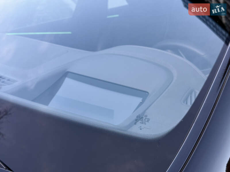 Седан Mercedes-Benz EQS 2023 в Львові