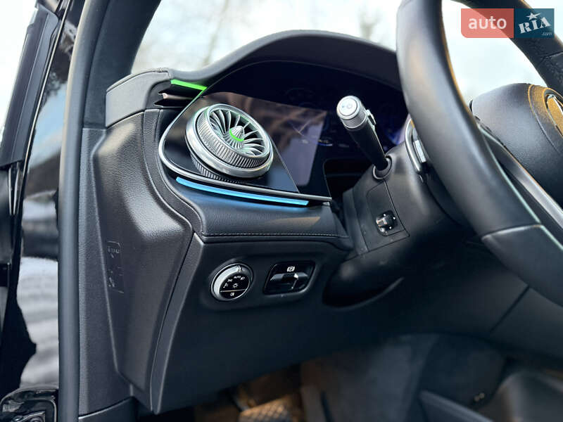 Седан Mercedes-Benz EQS 2023 в Львові
