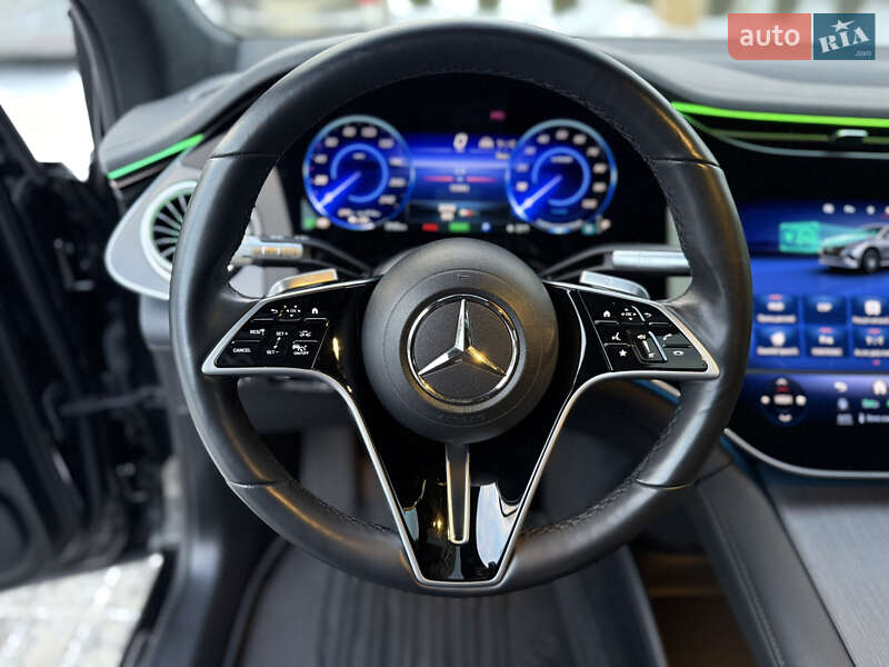 Седан Mercedes-Benz EQS 2023 в Львові