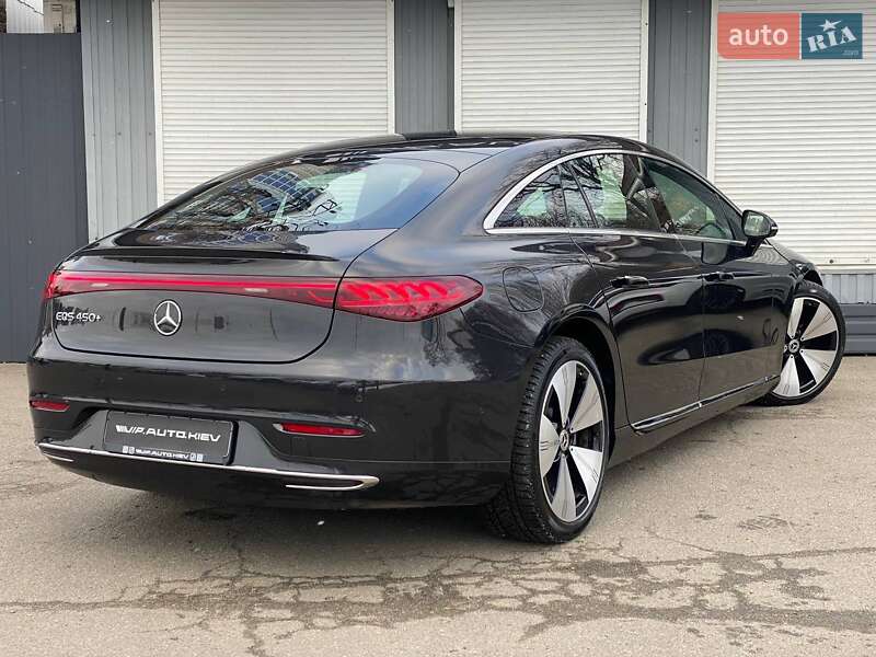 Седан Mercedes-Benz EQS 2022 в Киеве