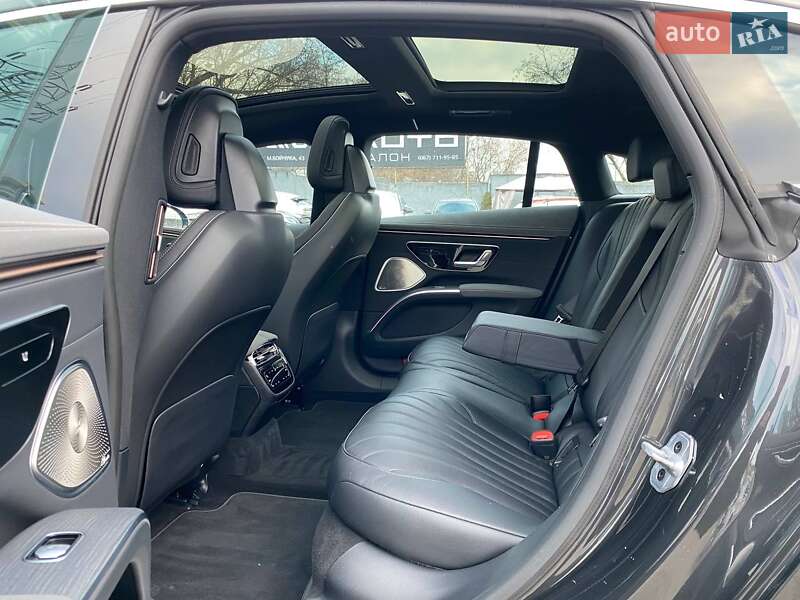 Седан Mercedes-Benz EQS 2022 в Киеве