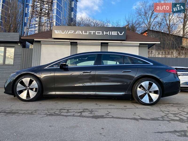 Седан Mercedes-Benz EQS 2022 в Киеве