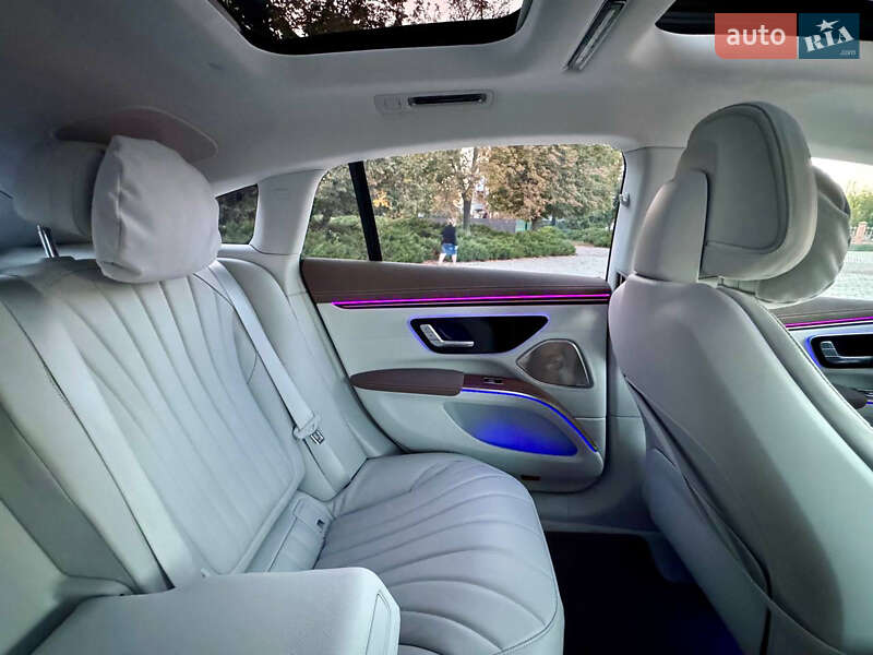 Седан Mercedes-Benz EQS 2022 в Киеве фото 17 Седан Mercedes-Benz EQS 2022 в Киеве