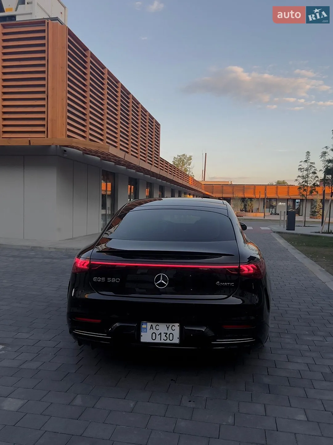 2021 Mercedes-Benz EQS - мініатюра 6