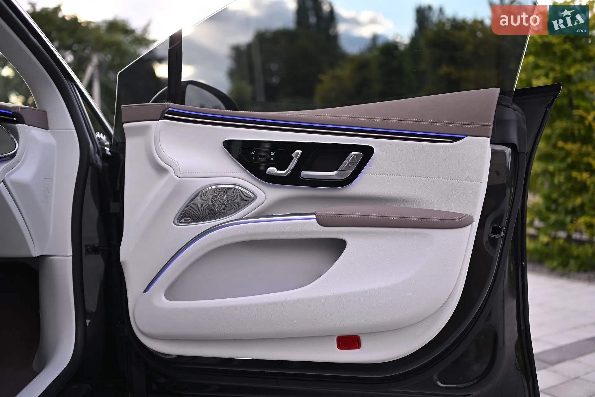 2021 Mercedes-Benz EQS - мініатюра 34