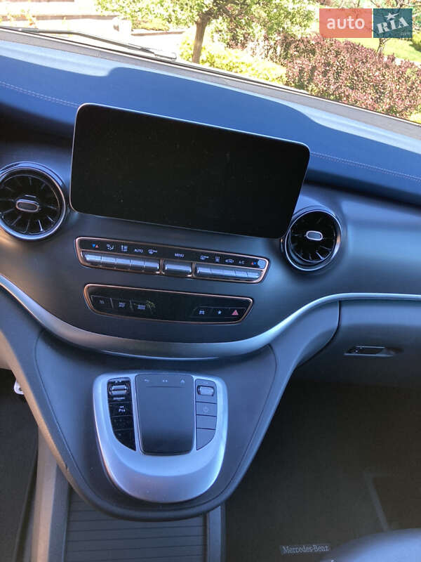 Минивэн Mercedes-Benz EQV 2020 в Киеве