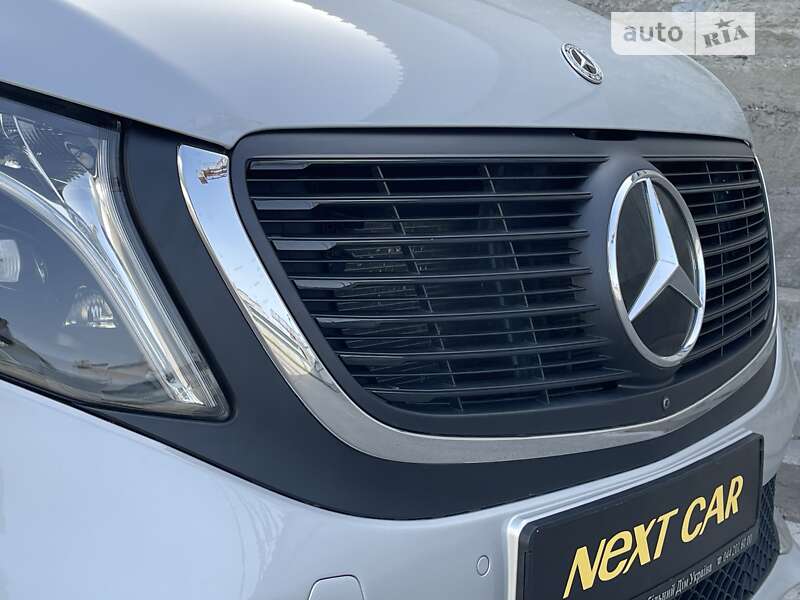 Минивэн Mercedes-Benz EQV 2022 в Киеве