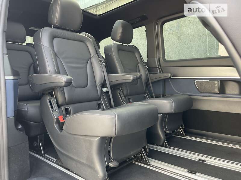 Минивэн Mercedes-Benz EQV 2022 в Киеве