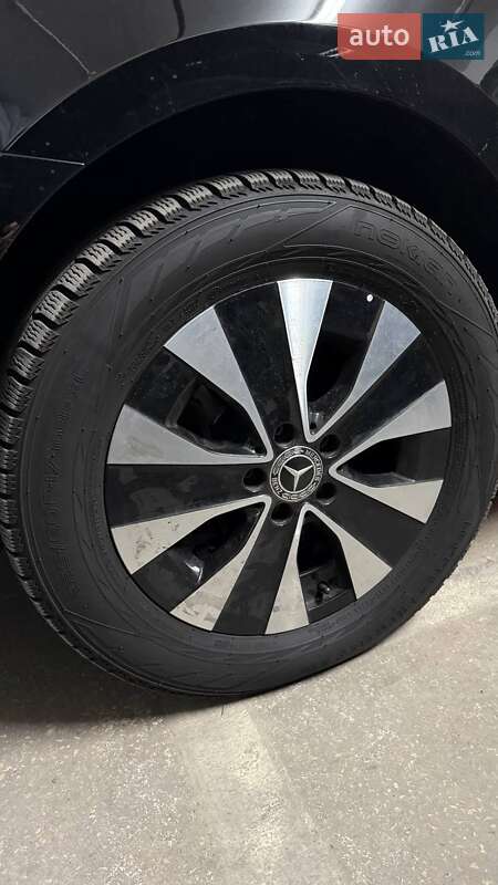 Минивэн Mercedes-Benz EQV 2020 в Киеве