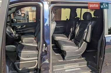 Минивэн Mercedes-Benz EQV 2021 в 