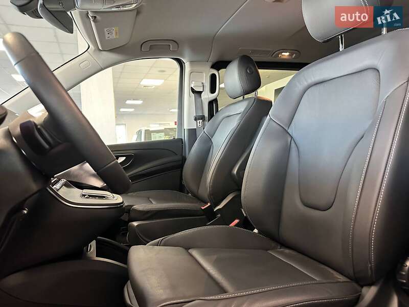 Минивэн Mercedes-Benz EQV 2025 в Киеве