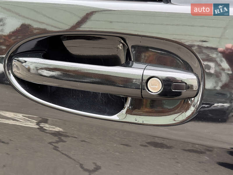 Минивэн Mercedes-Benz EQV 2023 в Киеве фото 64 Минивэн Mercedes-Benz EQV 2023 в Киеве