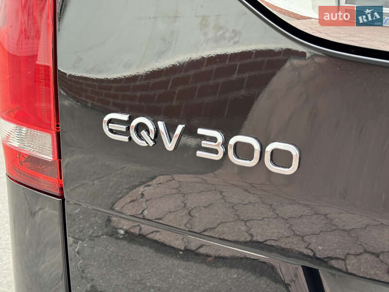 Минивэн Mercedes-Benz EQV 2023 в Киеве фото 65 Минивэн Mercedes-Benz EQV 2023 в Киеве