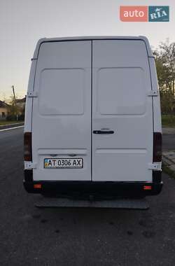 Мікроавтобус Mercedes-Benz eSprinter 2026 в  фото 4 Мікроавтобус Mercedes-Benz eSprinter 2026 в