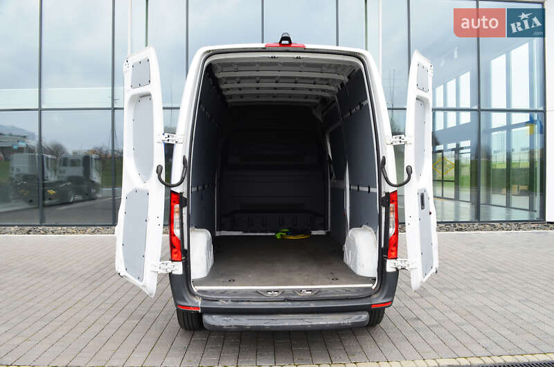 Грузовой фургон Mercedes-Benz eSprinter 2022 в Львове