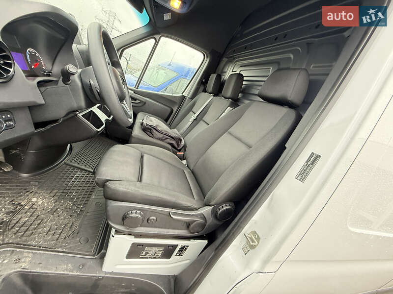 Грузовой фургон Mercedes-Benz eSprinter 2023 в Днепре