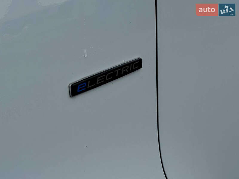 Грузовой фургон Mercedes-Benz eSprinter 2023 в Дрогобыче