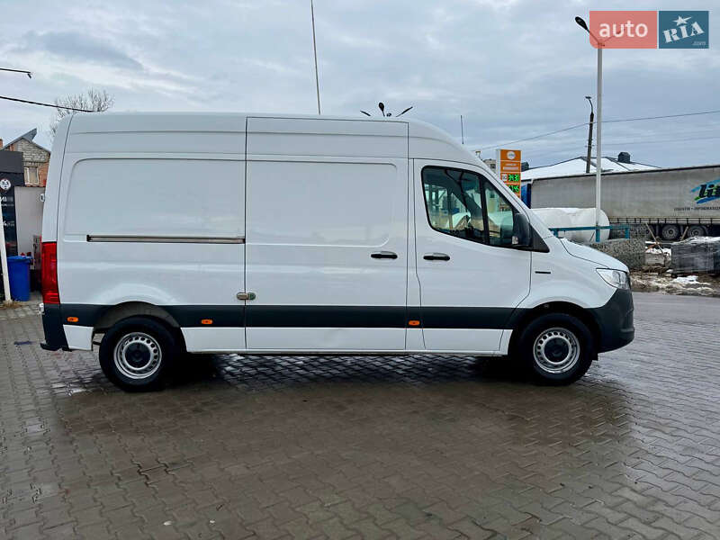 Грузовой фургон Mercedes-Benz eSprinter 2023 в Дрогобыче