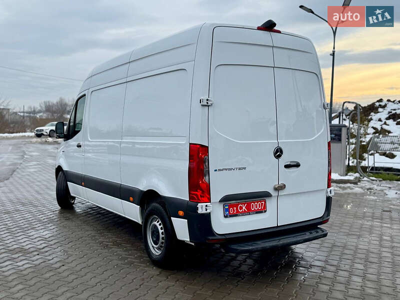 Грузовой фургон Mercedes-Benz eSprinter 2023 в Дрогобыче