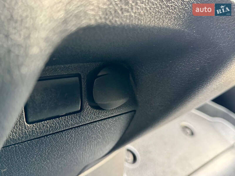 Грузовой фургон Mercedes-Benz eSprinter 2023 в Дрогобыче