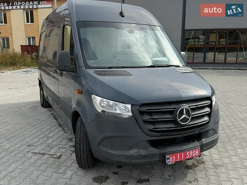 Mercedes-Benz eSprinter 2020