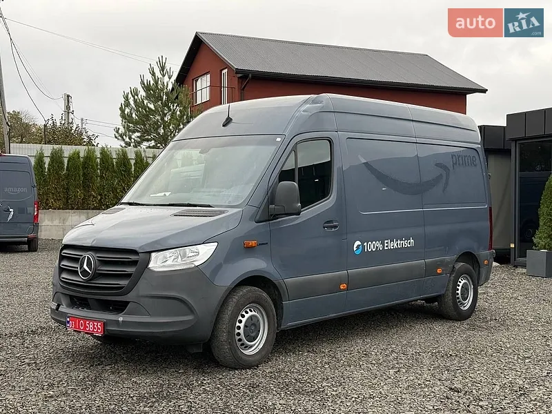 Mercedes-Benz eSprinter 2021