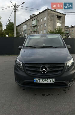 Минивэн Mercedes-Benz eVito 2020 в 