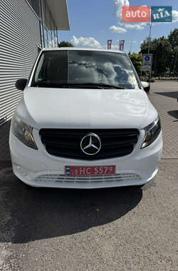 Мінівен Mercedes-Benz eVito 2022 в 