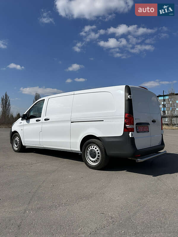 Вантажний фургон Mercedes-Benz eVito 2023 в Рівному