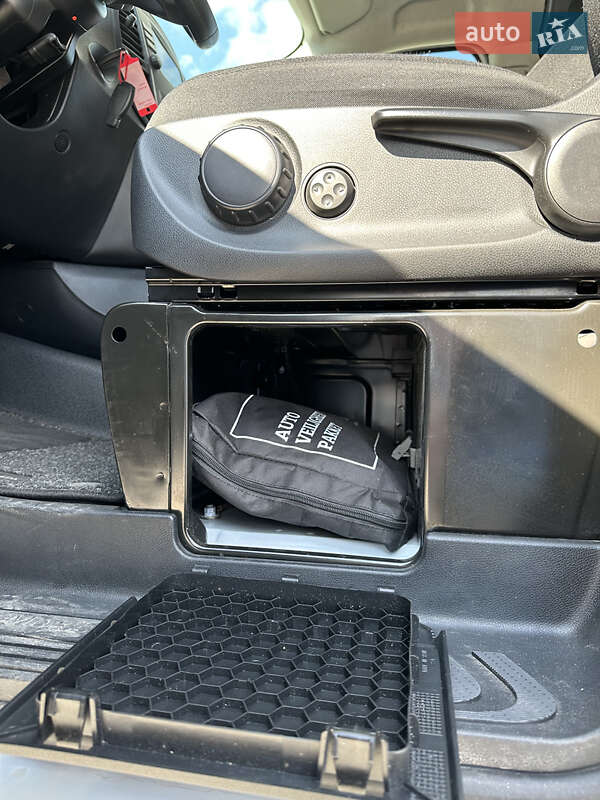 Вантажний фургон Mercedes-Benz eVito 2023 в Рівному