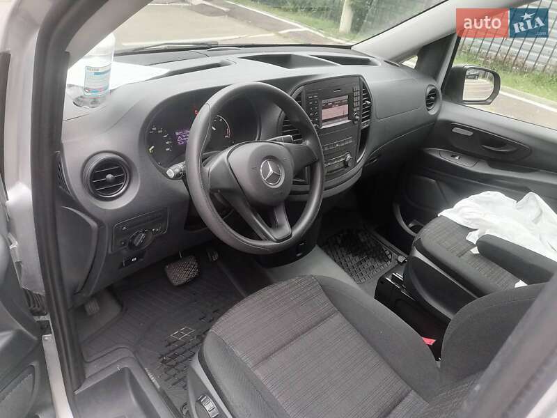 Минивэн Mercedes-Benz eVito 2020 в Киеве фото 8 Минивэн Mercedes-Benz eVito 2020 в Киеве