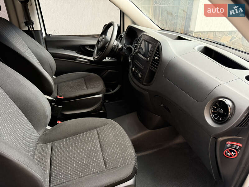 Минивэн Mercedes-Benz eVito 2021 в Тячеве