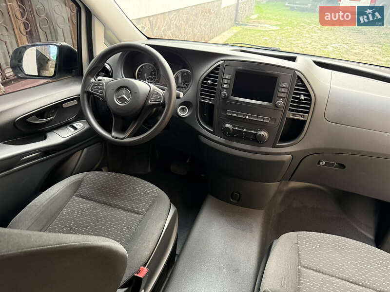 Минивэн Mercedes-Benz eVito 2021 в Тячеве