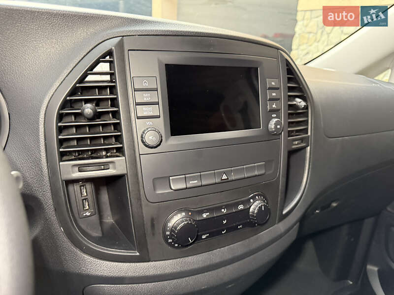 Минивэн Mercedes-Benz eVito 2021 в Тячеве