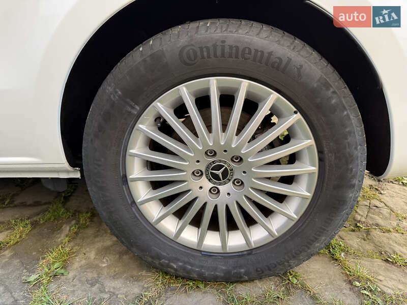 Минивэн Mercedes-Benz eVito 2021 в Тячеве