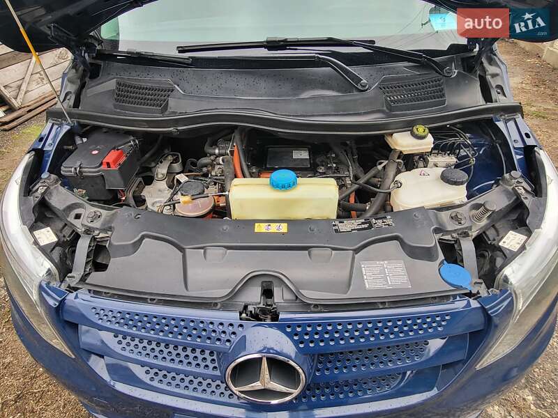 Грузовой фургон Mercedes-Benz eVito 2020 в Дергачах фото 21 Грузовой фургон Mercedes-Benz eVito 2020 в Дергачах