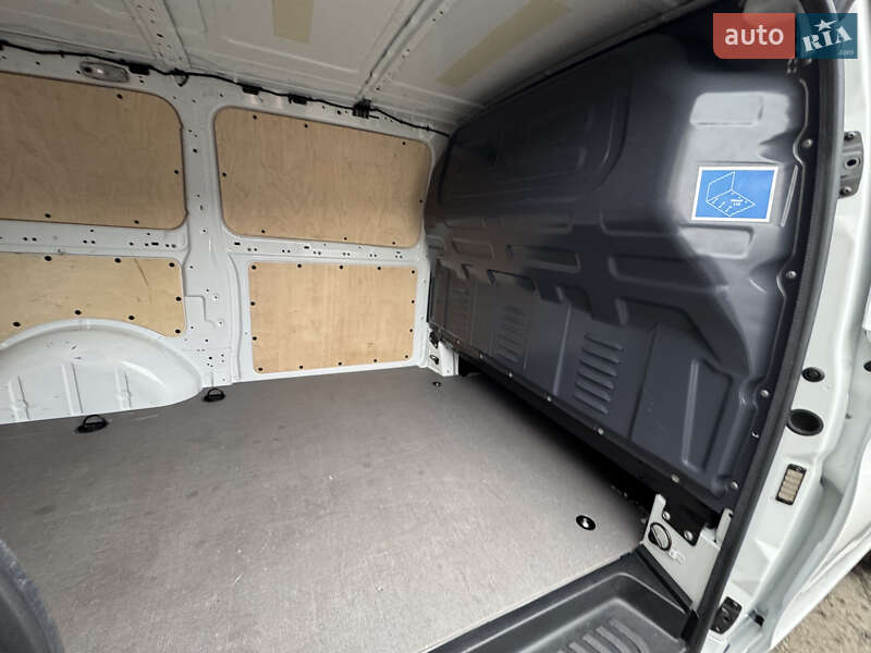 Вантажний фургон Mercedes-Benz eVito 2024 в Києві