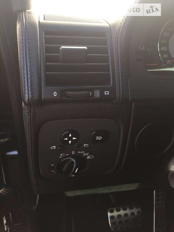 Позашляховик / Кросовер Mercedes-Benz G-Class 2011 в Києві