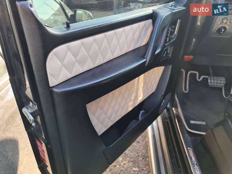 Внедорожник / Кроссовер Mercedes-Benz G-Class 2010 в Киеве