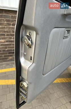 Внедорожник / Кроссовер Mercedes-Benz G-Class 2001 в 