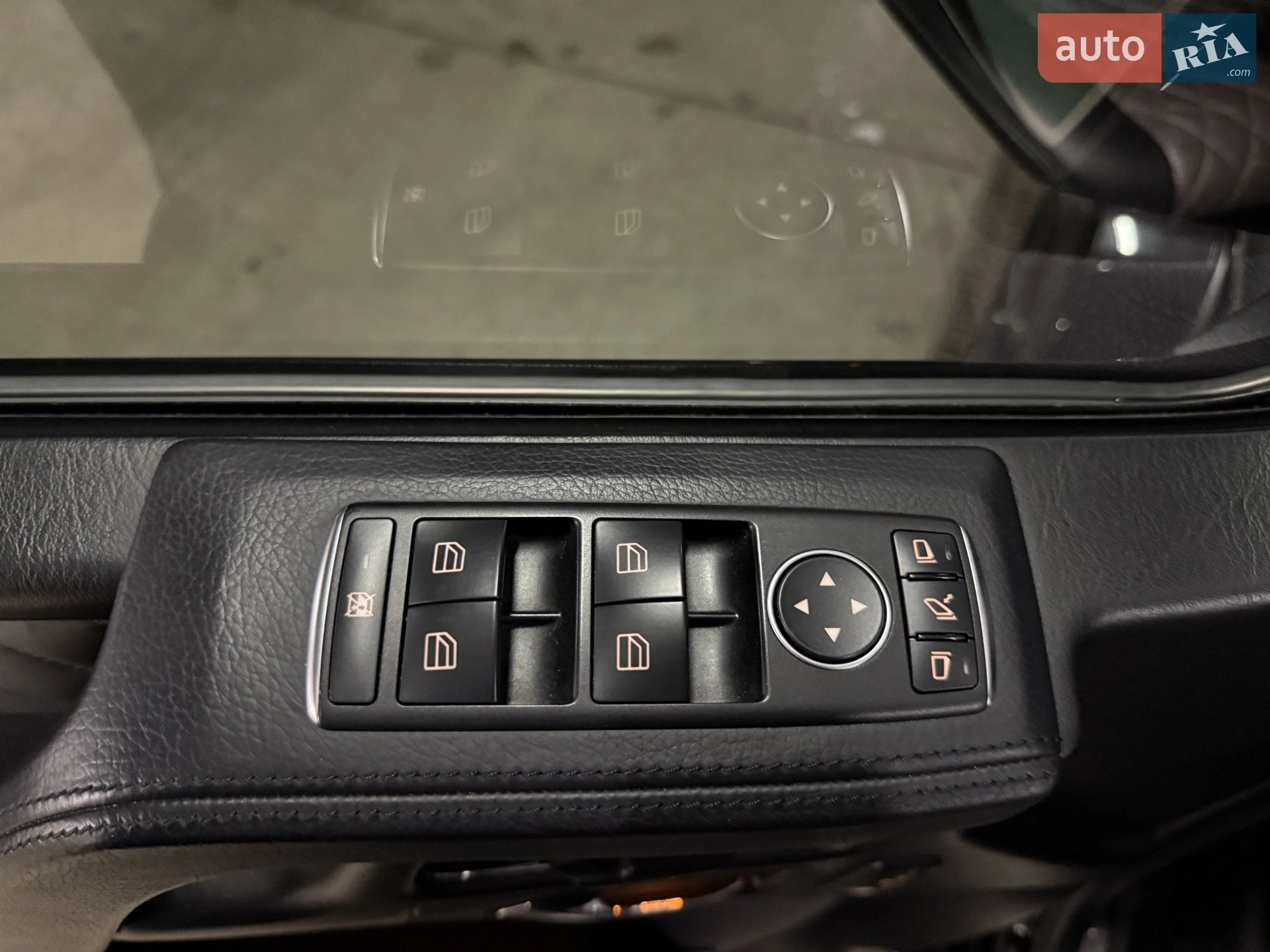 2014 Mercedes-Benz G-klasse - мініатюра 38