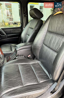 Внедорожник / Кроссовер Mercedes-Benz G-Class 2001 в 