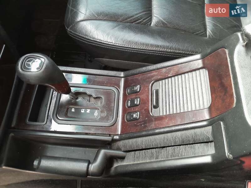 Внедорожник / Кроссовер Mercedes-Benz G-Class 2001 в Корце